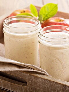 Crema de manzana, melocotón y plátano Crema de manzana, melocotón y plátano