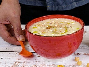 Receta de puré de garbanzo y berenjena para bebés. Receta de puré de garbanzo y berenjena para bebés.